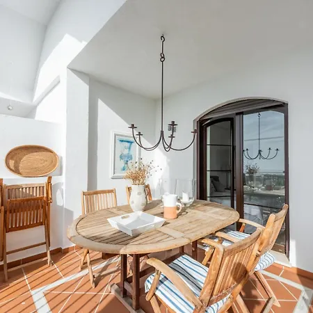 Stunning In Apartmán